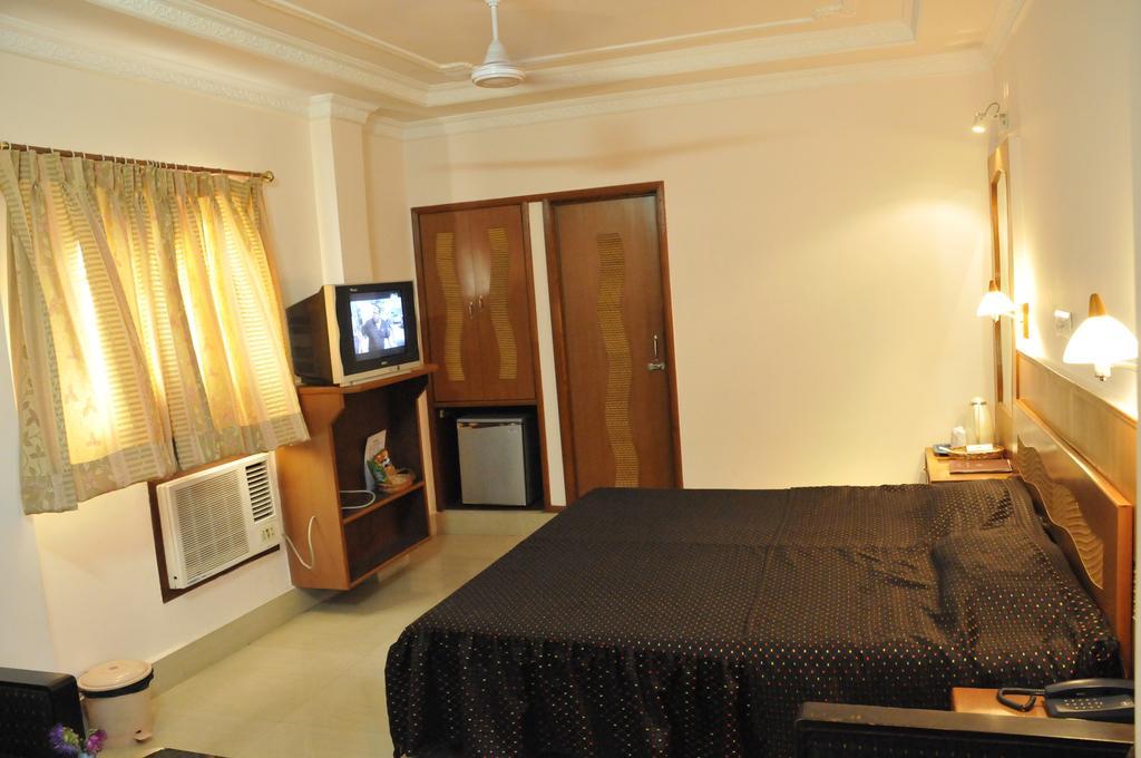 Hotel Heera Καλκούτα Δωμάτιο φωτογραφία