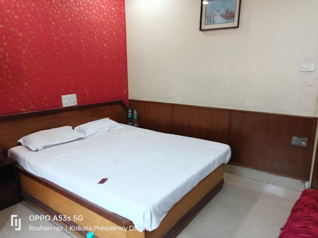 Hotel Heera Καλκούτα Εξωτερικό φωτογραφία
