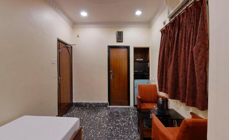 Hotel Heera Καλκούτα Εξωτερικό φωτογραφία