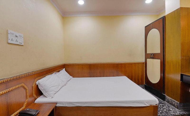 Hotel Heera Καλκούτα Εξωτερικό φωτογραφία